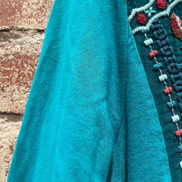 Johnny Was Teal Blue Embroidered Tunic Top Size Medium - Picture 5 of 8